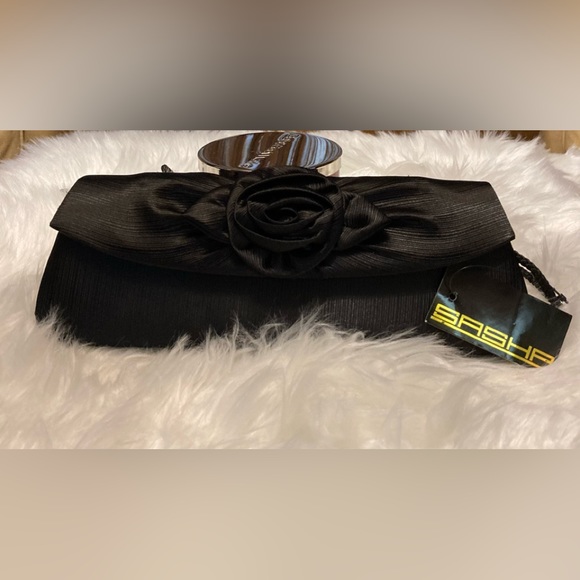 SASHA Handbags Inc New York Clutch/Shoulder Bag - Picture 2 of 9
